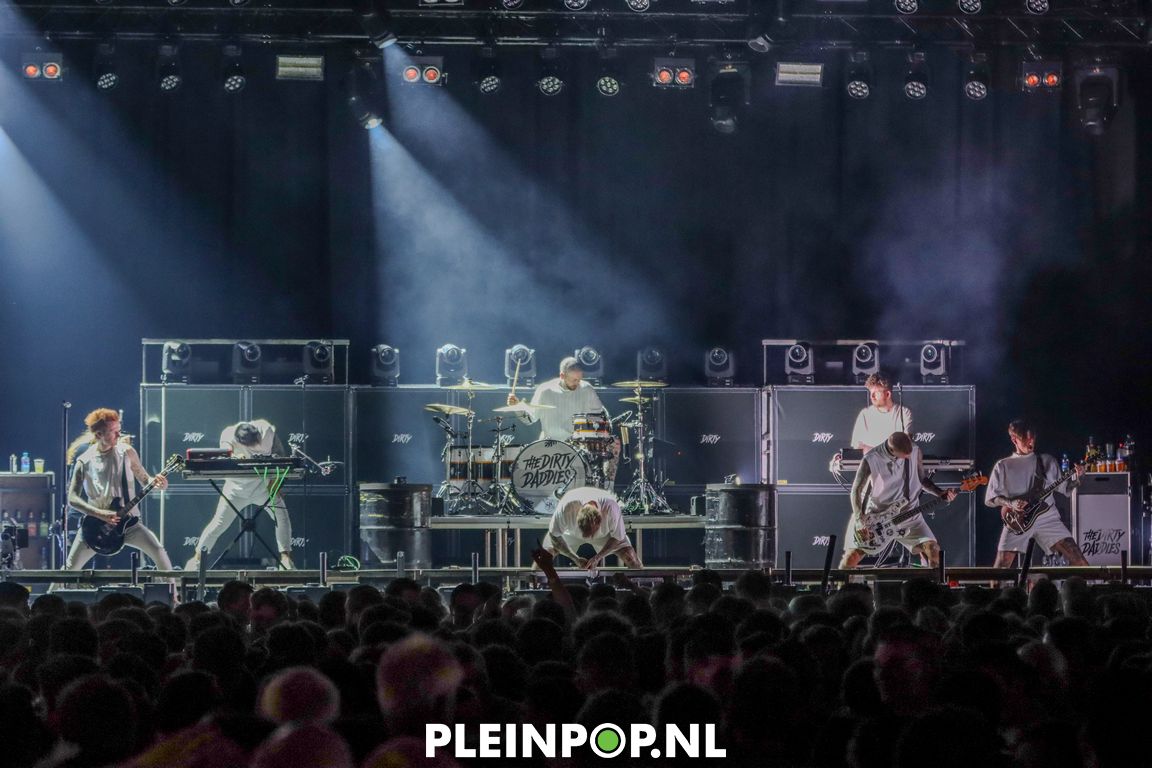 THE DIRTY DADDIES     (83)